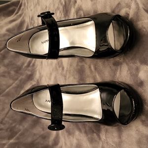 Xappeal black platform shoes